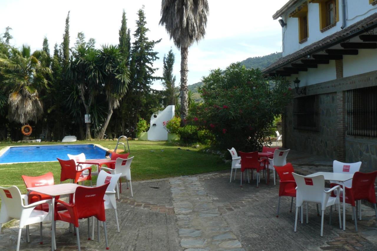 Hotel Restaurante Las Buitreras El Colmenar Bagian luar foto