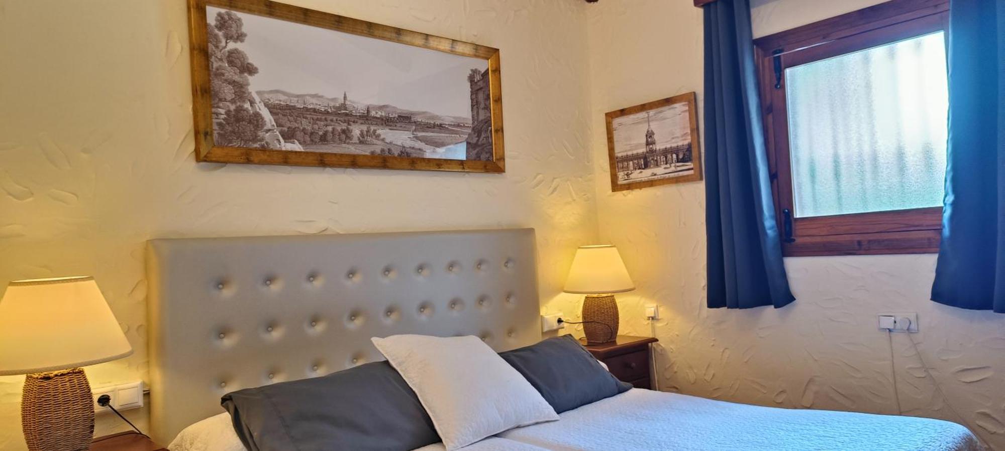 Hotel Restaurante Las Buitreras El Colmenar Bagian luar foto